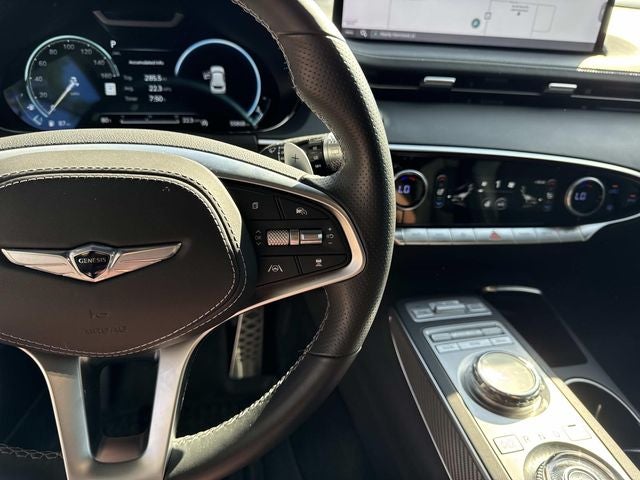 2023 Genesis GV70 2.5T