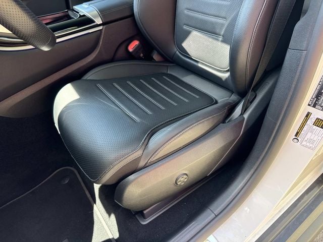 2025 Mercedes-Benz GLC GLC 300