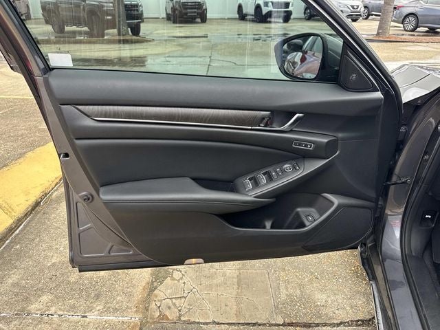 2022 Honda Accord Hybrid Touring