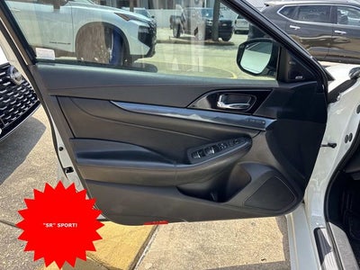 2023 Nissan Maxima SR