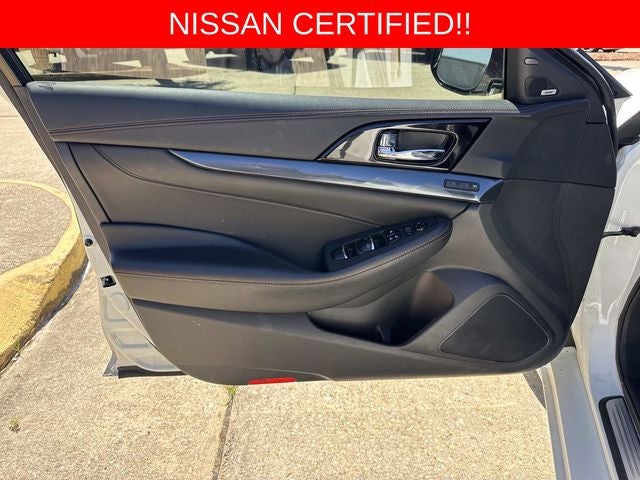 2023 Nissan Maxima SR