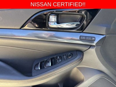 2023 Nissan Maxima SR