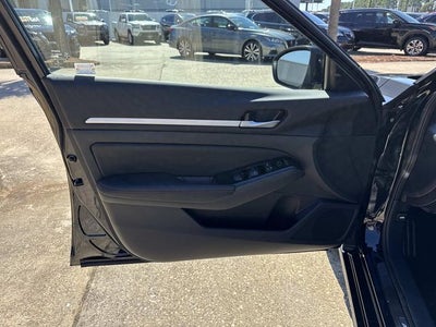 2025 Nissan Altima 2.5 SR