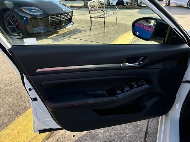 2025 Nissan Altima 2.5 SR