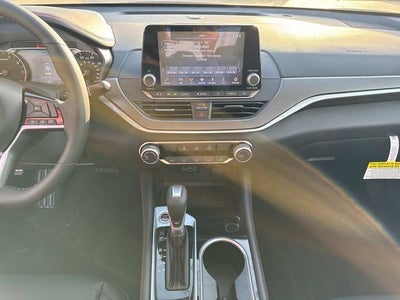 2025 Nissan Altima 2.5 SR