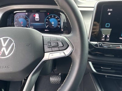 2024 Volkswagen Atlas Cross Sport 2.0T SE w/Technology
