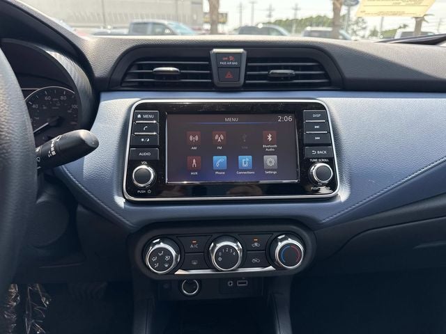 2025 Nissan Versa 1.6 SV