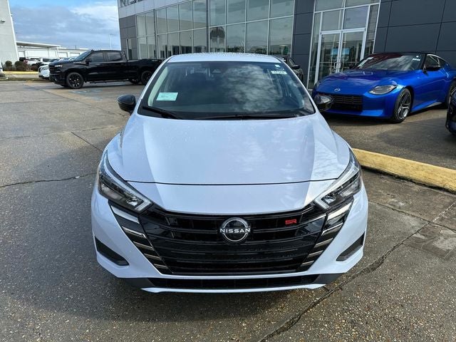 2025 Nissan Versa 1.6 SR