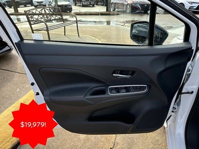 2025 Nissan Versa 1.6 SR