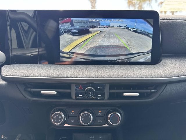 2027 Nissan Kicks S