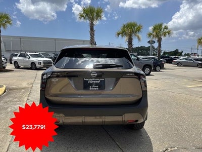 2025 Nissan Kicks SV