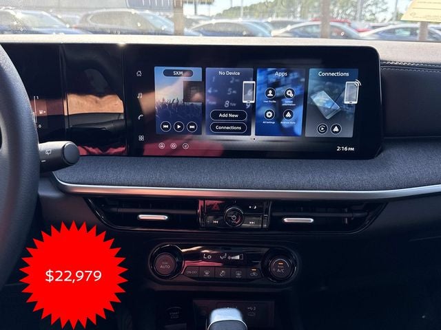 2026 Nissan Kicks SV