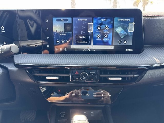 2027 Nissan Kicks SR