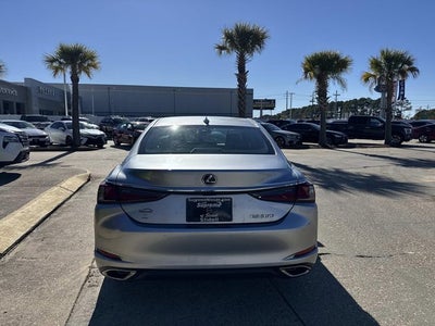 2022 Lexus ES 350