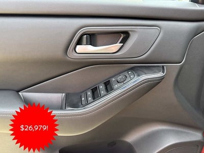 2026 Nissan Rogue SV