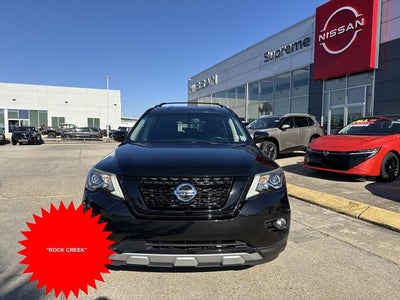 2020 Nissan Pathfinder SV