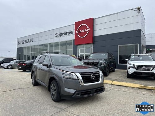 2022 Nissan Pathfinder SV
