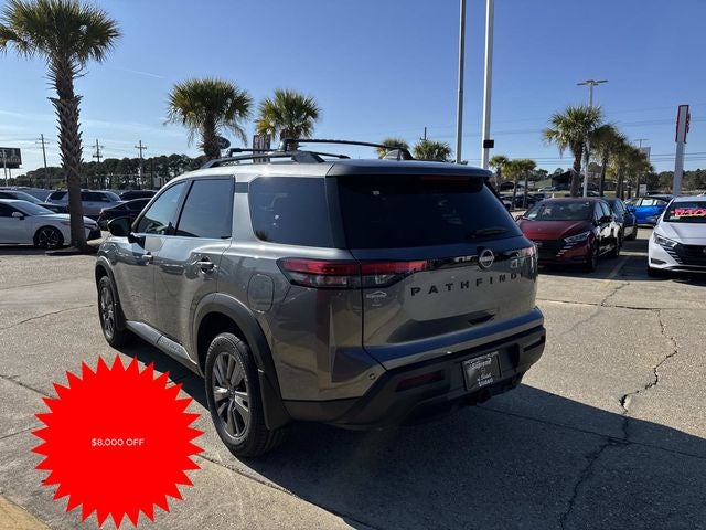 2025 Nissan Pathfinder SV