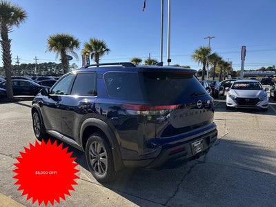 2025 Nissan Pathfinder SV