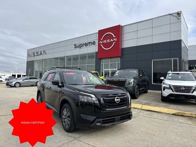 2025 Nissan Pathfinder SV