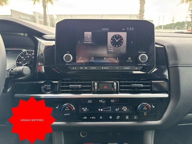 2025 Nissan Pathfinder SV