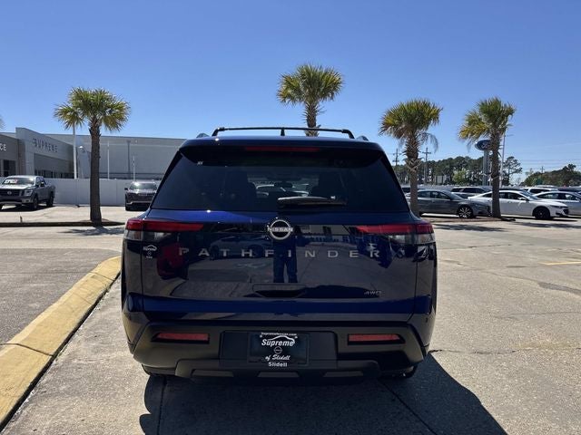 2026 Nissan Pathfinder SV