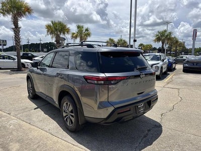 2026 Nissan Pathfinder SV
