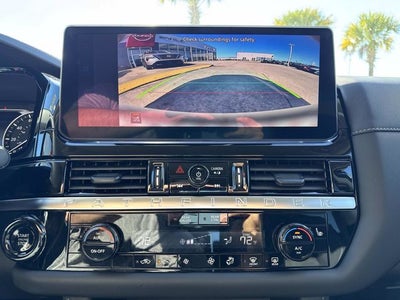 2026 Nissan Pathfinder SV