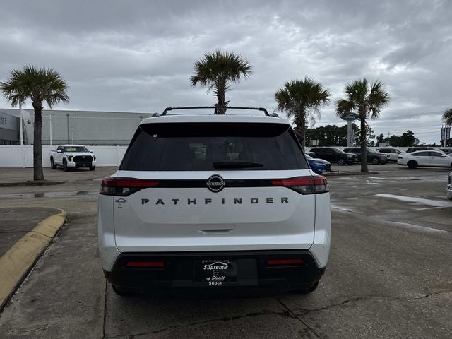 2026 Nissan Pathfinder SV