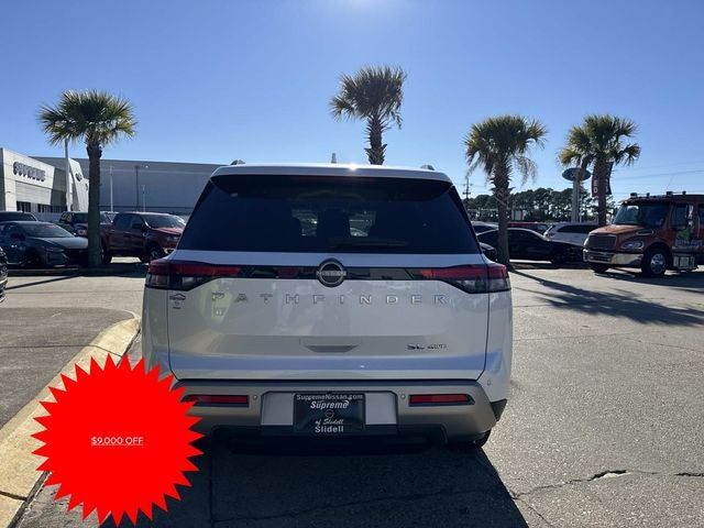2025 Nissan Pathfinder SL