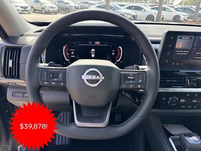 2026 Nissan Pathfinder SL