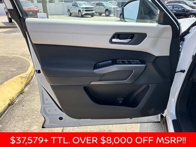 2026 Nissan Pathfinder SL
