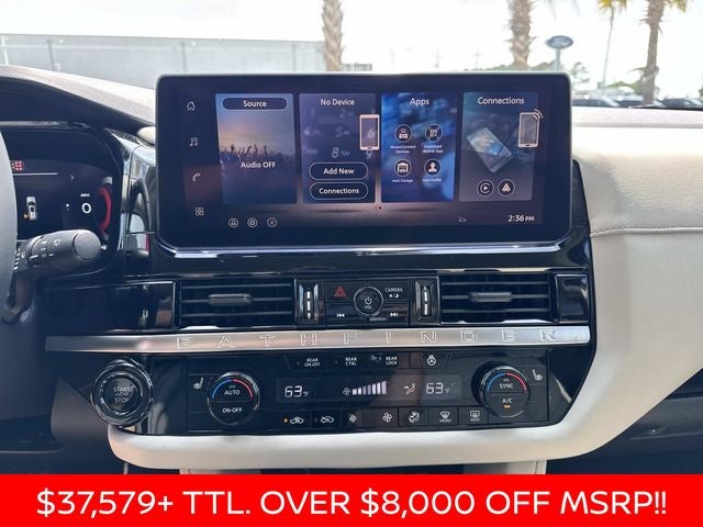 2026 Nissan Pathfinder SL