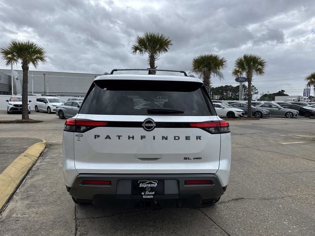 2026 Nissan Pathfinder SL