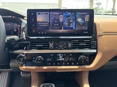 2026 Nissan Pathfinder Platinum