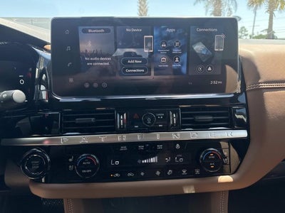 2026 Nissan Pathfinder Platinum