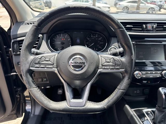 2022 Nissan Rogue Sport SV