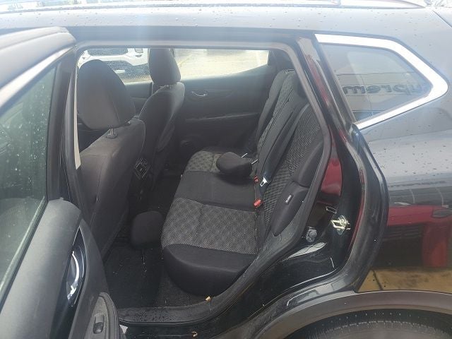 2022 Nissan Rogue Sport SV