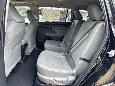 2026 Toyota Highlander Hybrid Hybrid XLE
