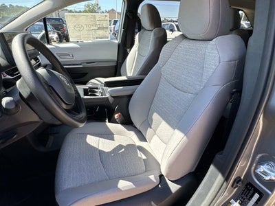 2026 Toyota Sienna LE 8 Passenger