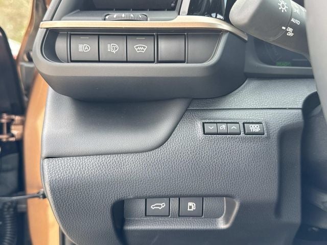 2026 Toyota Toyota Crown Signia Limited