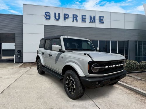 2026 Ford Bronco Outer Banks