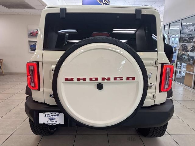 2026 Ford Bronco Outer Banks