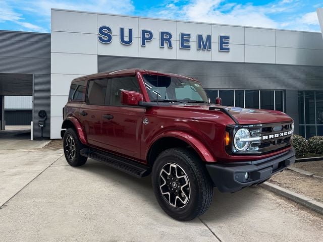 2026 Ford Bronco Outer Banks
