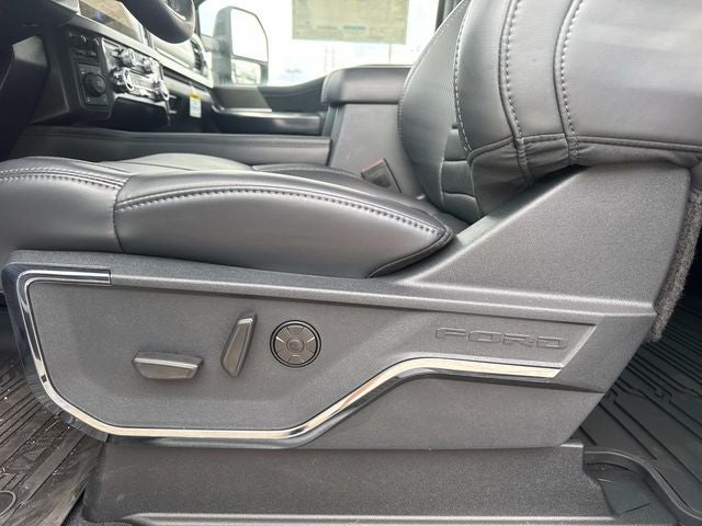 2025 Ford F-250SD Platinum