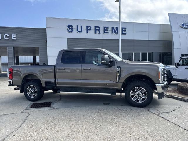 2023 Ford F-350SD Lariat