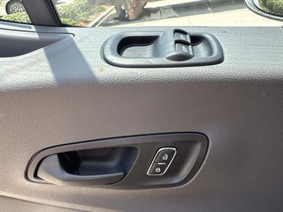 2025 Ford Transit-250 XL