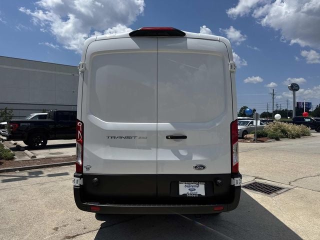 2025 Ford Transit-250 XL