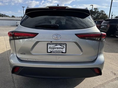 2023 Toyota Highlander LE