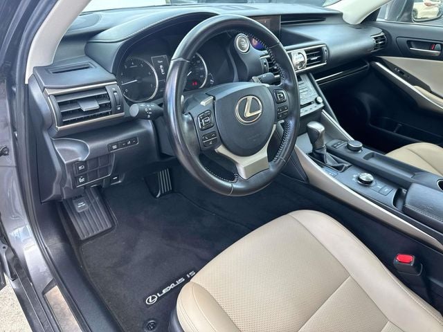 2020 Lexus IS 300